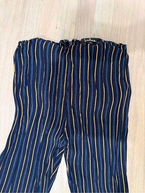 Lulu's Striped Cropped Pants